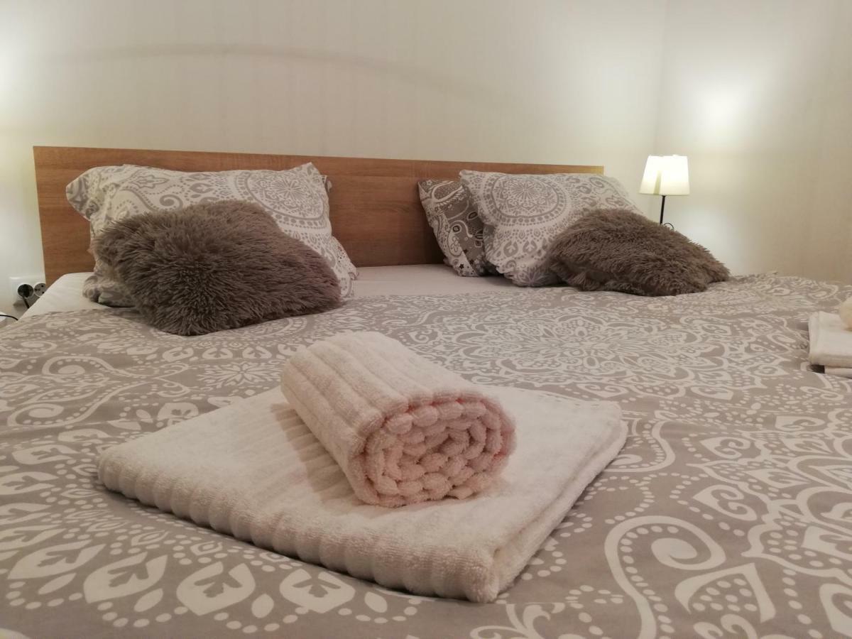 Apartment Henna プーラ エクステリア 写真